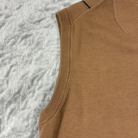 Cyprus Links 90s Golf Sweater Vest XL Chocolate Brown Fisherman Grandpa Indie - Picture 8 of 8